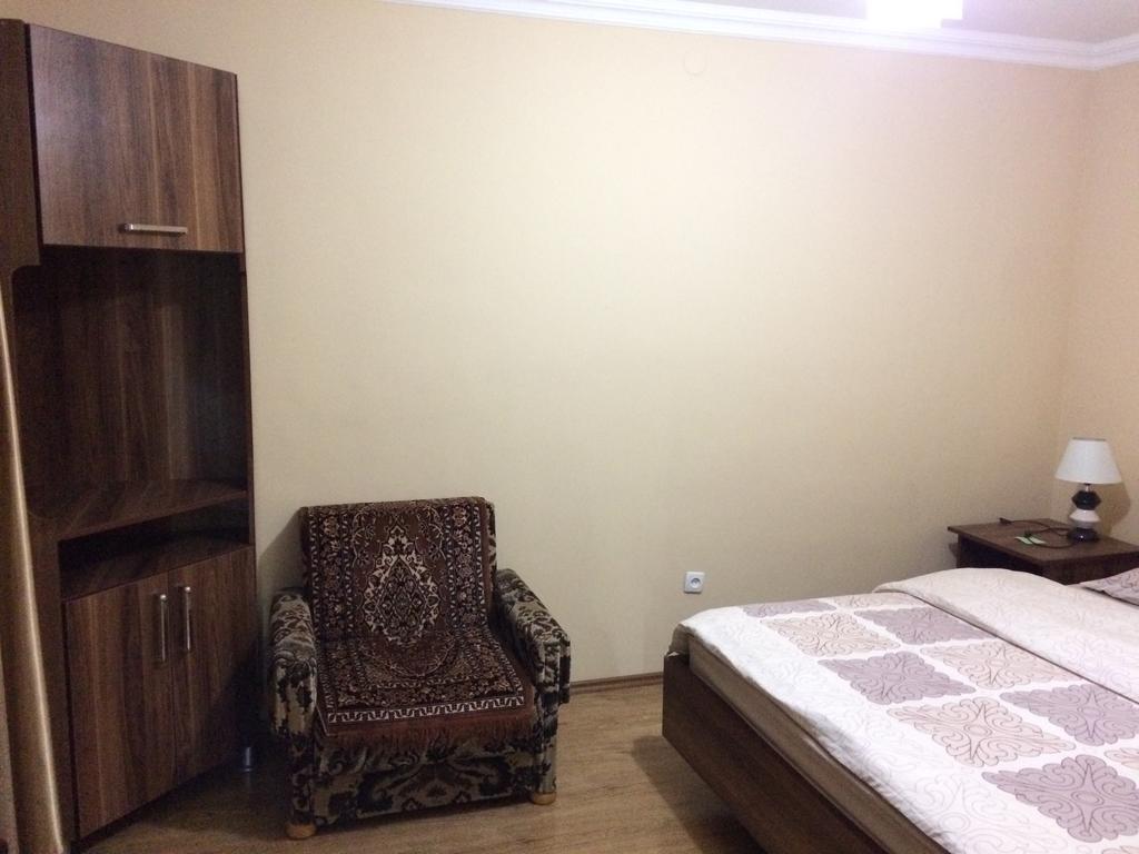 Mari Guest House Telavi Exteriör bild